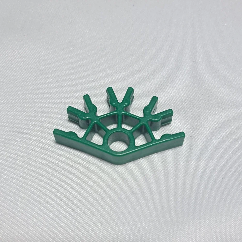K'NEX Green 4-Way 135 Degree Connectors Bulk Lot of 81 Replacement Parts STEM‎